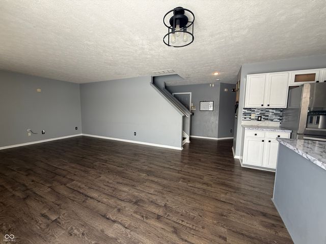 6619 Waterloo Lane, Indianapolis, IN 46268