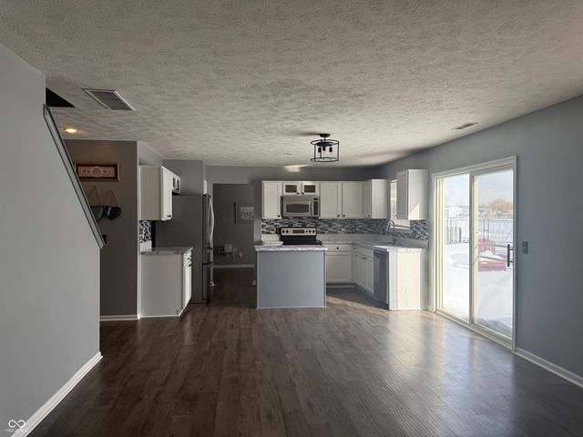 6619 Waterloo Lane, Indianapolis, IN 46268