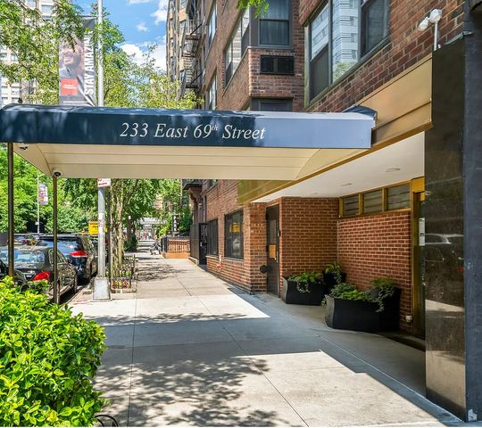 233 E 69th St Apt 15O, New York City, NY 10021