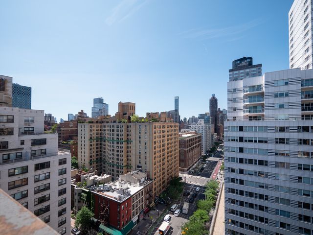 233 E 69th St Apt 15O, New York City, NY 10021