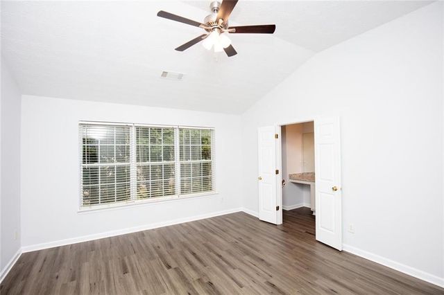 649 Kenridge Drive, Suwanee, GA 30024