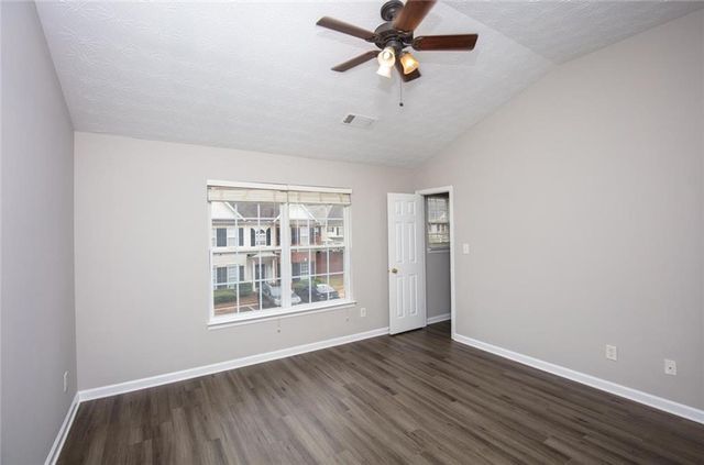 649 Kenridge Drive, Suwanee, GA 30024