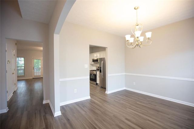 649 Kenridge Drive, Suwanee, GA 30024