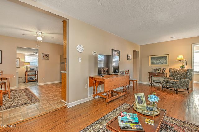 1218 East Sevier Avenue, Kingsport, TN 37664