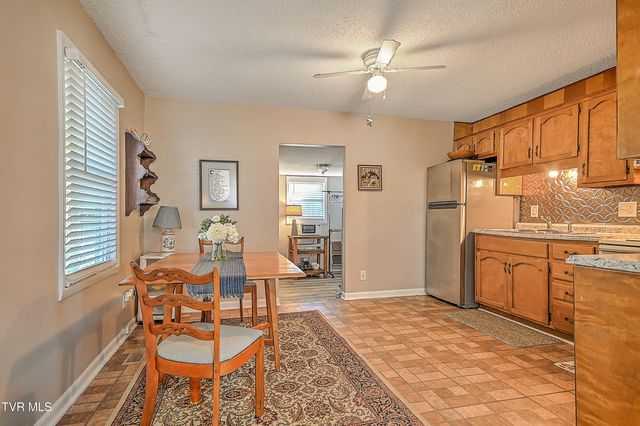 1218 East Sevier Avenue, Kingsport, TN 37664