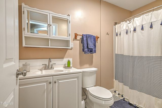 1218 East Sevier Avenue, Kingsport, TN 37664