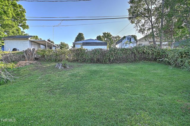 1218 East Sevier Avenue, Kingsport, TN 37664