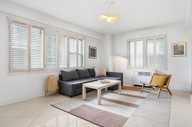 310 E 49th St Apt 12B, New York City, NY 10017