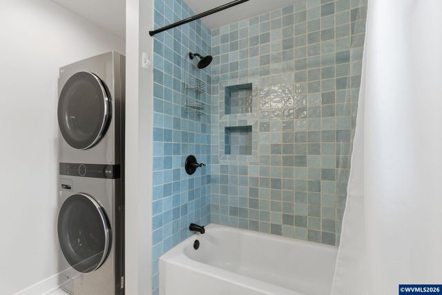 4170 45th Av NE, Salem, OR 97305