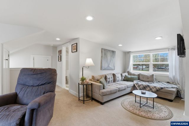 4170 45th Av NE, Salem, OR 97305