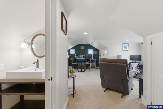 4170 45th Av NE, Salem, OR 97305