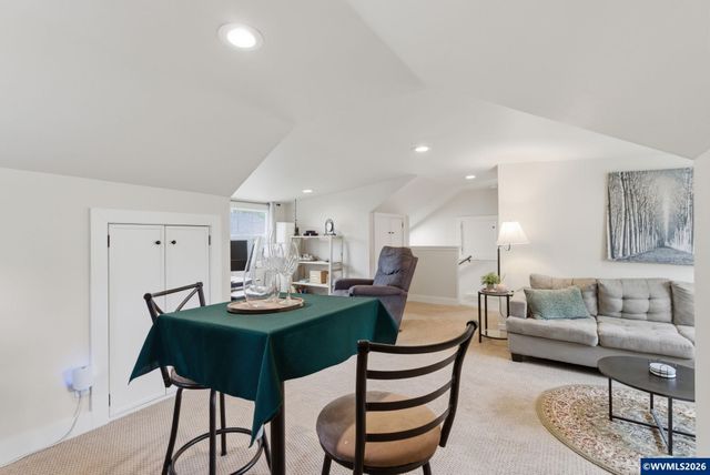 4170 45th Av NE, Salem, OR 97305