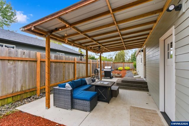 4170 45th Av NE, Salem, OR 97305