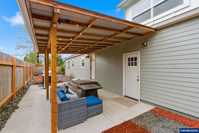 4170 45th Av NE, Salem, OR 97305