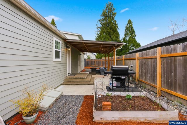 4170 45th Av NE, Salem, OR 97305