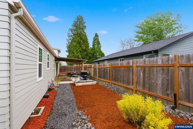 4170 45th Av NE, Salem, OR 97305