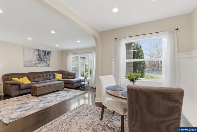 4170 45th Av NE, Salem, OR 97305