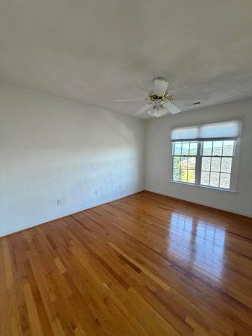 466 Summit Ridge RD, Daleville, VA 24083
