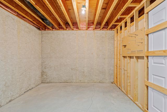 466 Summit Ridge RD, Daleville, VA 24083