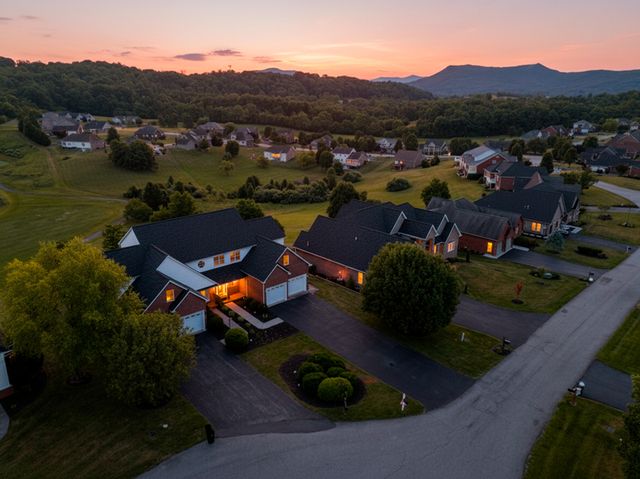 466 Summit Ridge RD, Daleville, VA 24083
