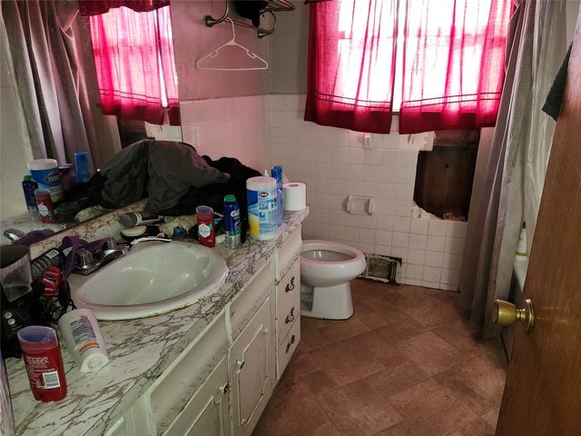 7595 STERRETTANIA Road, Fairview, PA 16415