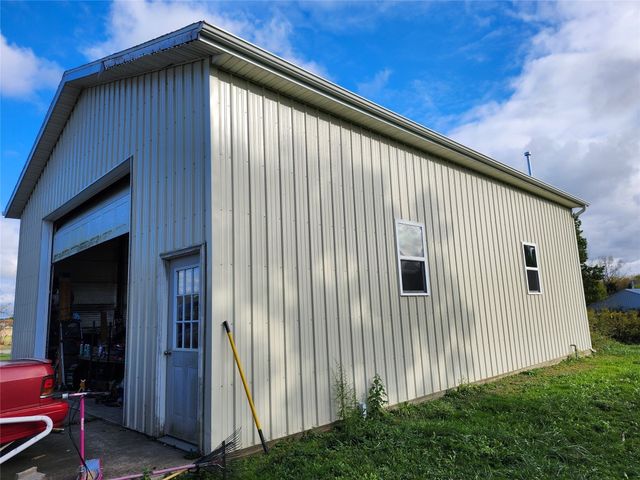 7595 STERRETTANIA Road, Fairview, PA 16415