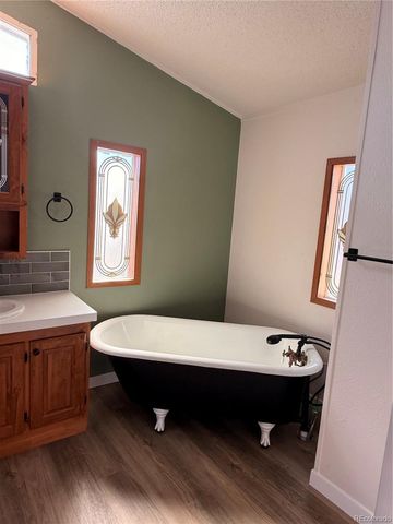 540 E Street, Golden, CO 80401