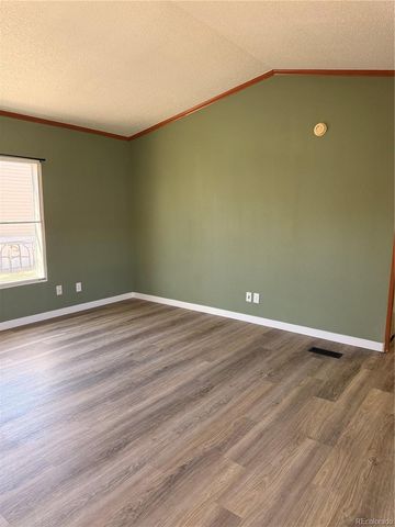 540 E Street, Golden, CO 80401