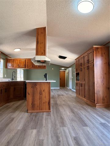 540 E Street, Golden, CO 80401