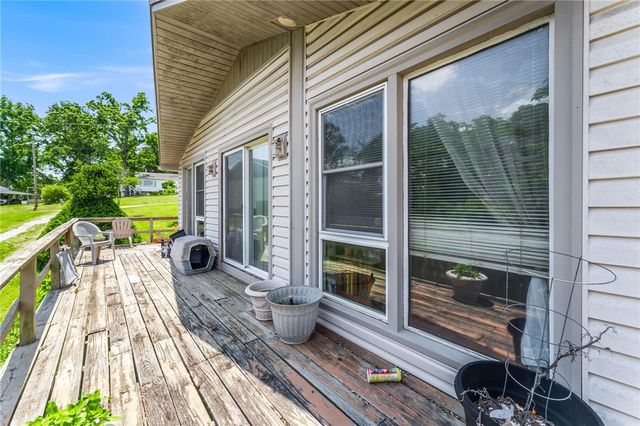 16642 Cypress Lane, Rogers, AR 72756