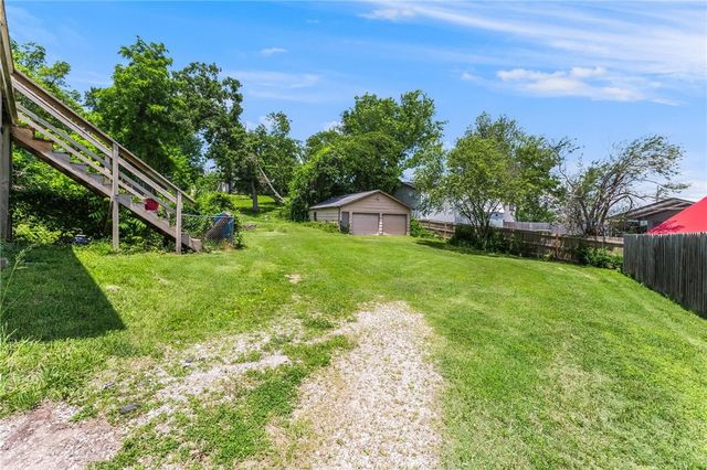 16642 Cypress Lane, Rogers, AR 72756
