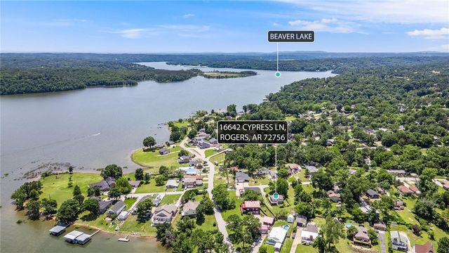 16642 Cypress Lane, Rogers, AR 72756