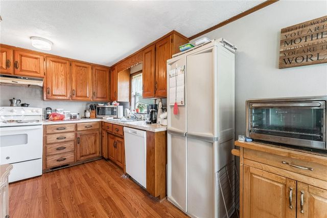 16642 Cypress Lane, Rogers, AR 72756