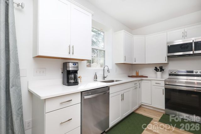 2431 Brathay Court, Charlotte, NC 28269