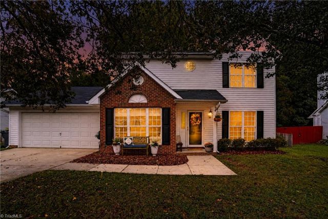 1155 Somerset Crossing Lane, Kernersville, NC 27284