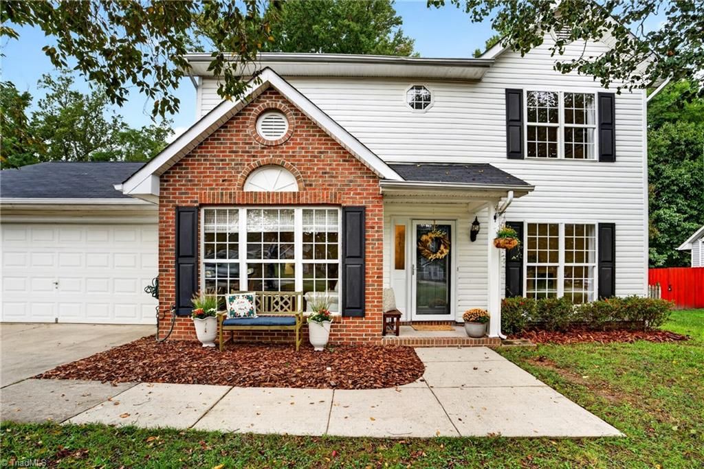 1155 Somerset Crossing Lane, Kernersville, NC 27284
