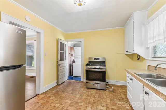 1010 Desoto Avenue, Kannapolis, NC 28083