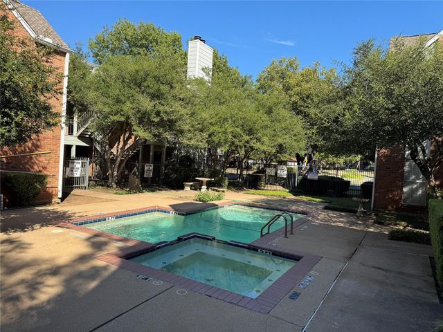 3210 S Fielder Road, Arlington, TX 76015