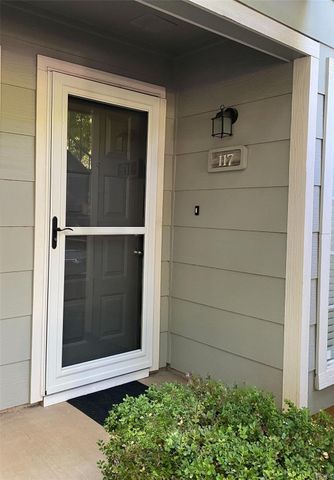 3210 S Fielder Road, Arlington, TX 76015