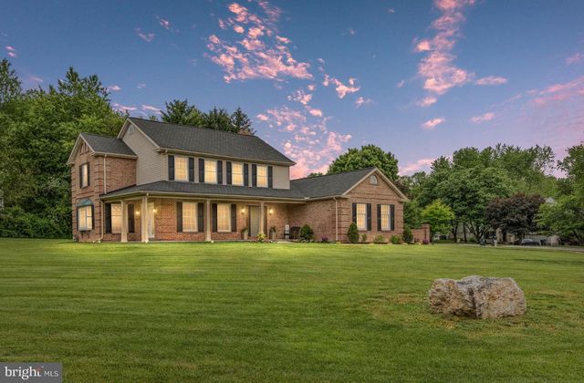 14 HIDDEN VALLEY DR, Newark, DE 19711
