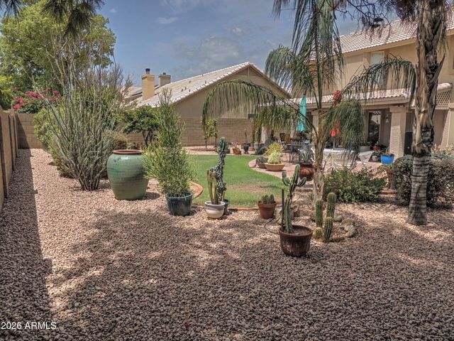 4309 E ROCKLEDGE Road, Phoenix, AZ 85044