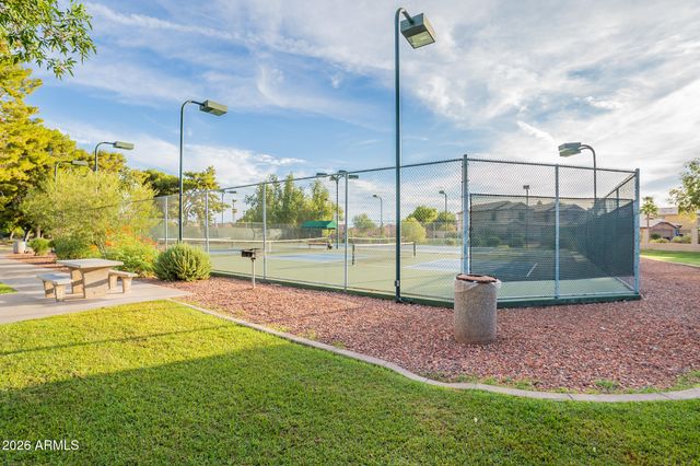 4309 E ROCKLEDGE Road, Phoenix, AZ 85044