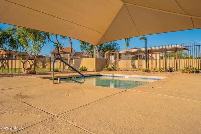 4309 E ROCKLEDGE Road, Phoenix, AZ 85044