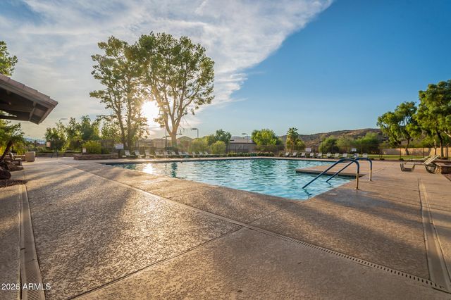 4309 E ROCKLEDGE Road, Phoenix, AZ 85044