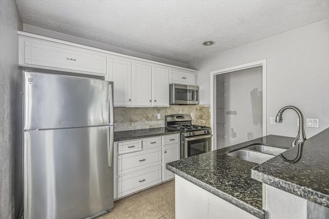 16235 Golf Club Drive, Crosby, TX 77532