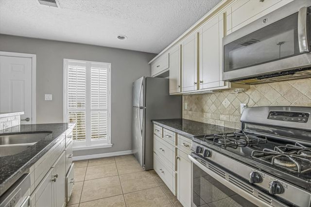 16235 Golf Club Drive, Crosby, TX 77532