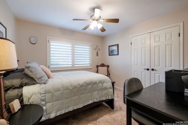 9115 Dapple Gray Ct, San Antonio, TX 78251