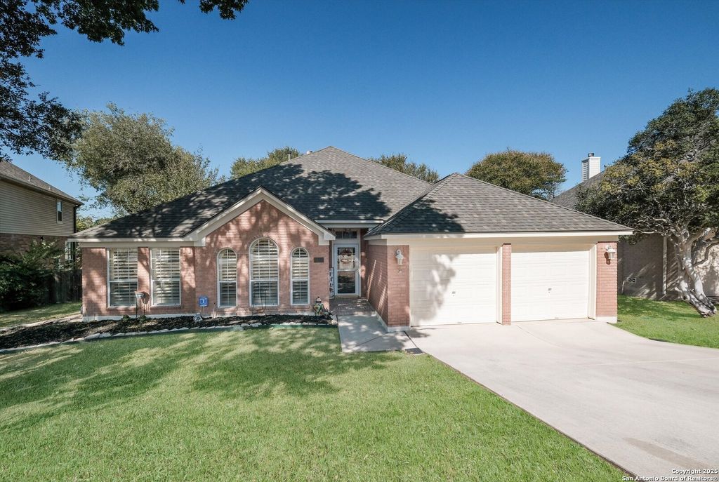 9115 Dapple Gray Ct, San Antonio, TX 78251