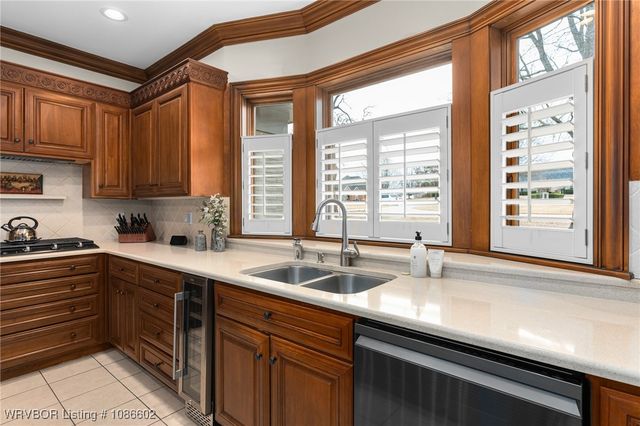 7001 Highland Park Drive, Fort Smith, AR 72916