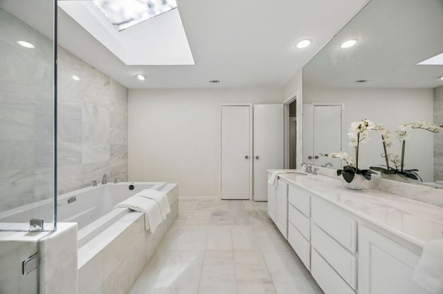 6542 Clearhaven Circle, Dallas, TX 75248